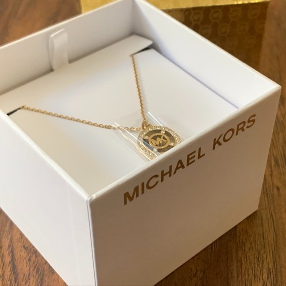 Michael Kors Necklace - Picture 1 of 8